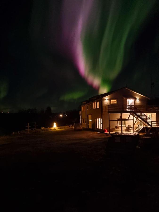 Laukvik Senja Hotel Botnhamn Exterior photo